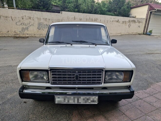 LADA (VAZ) 2107-1