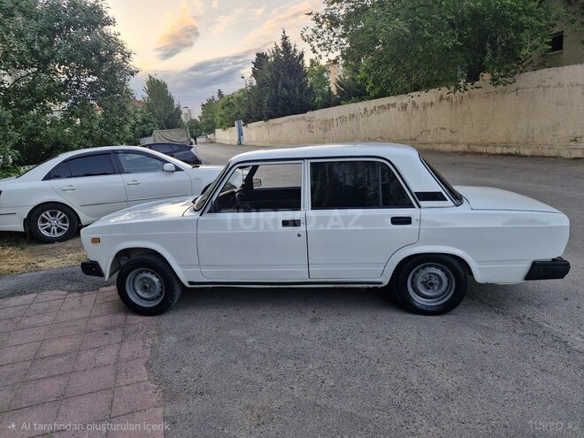 LADA (VAZ) 2107-8