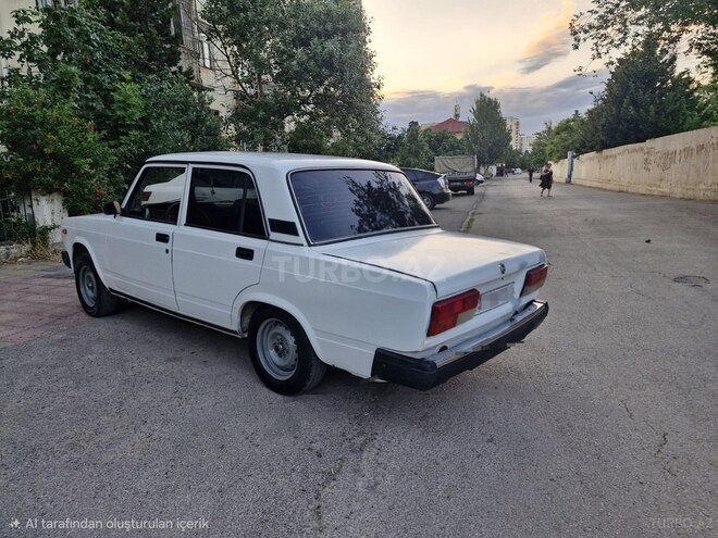 LADA (VAZ) 2107-10