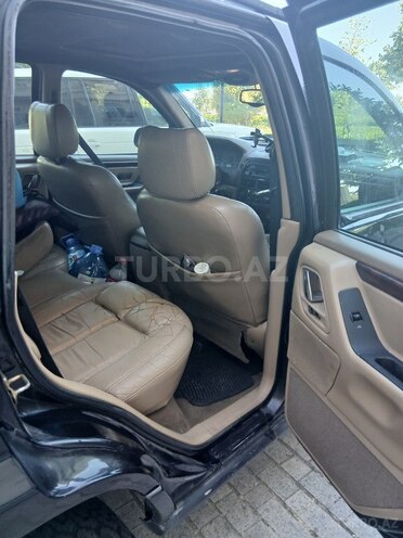 Jeep Grand Cherokee-13