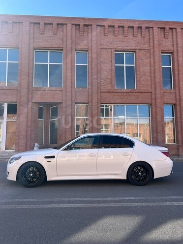 BMW 525-7
