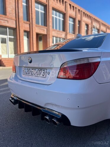 BMW 525-9