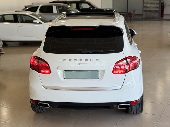 Porsche Cayenne-7
