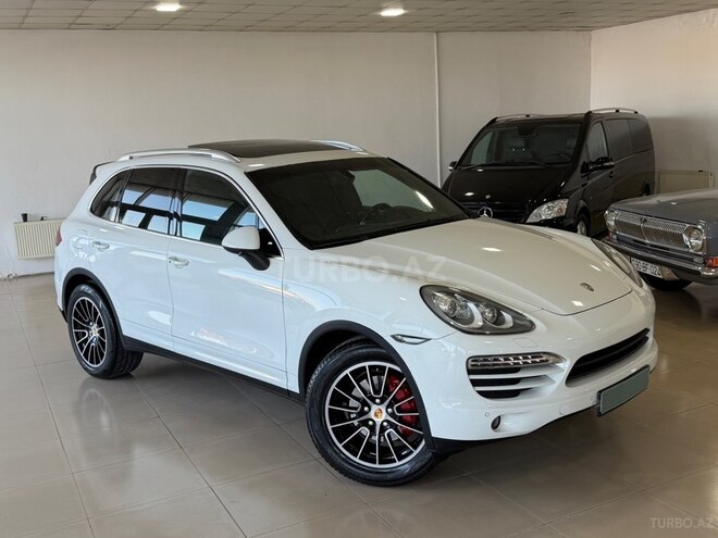 Porsche Cayenne-1