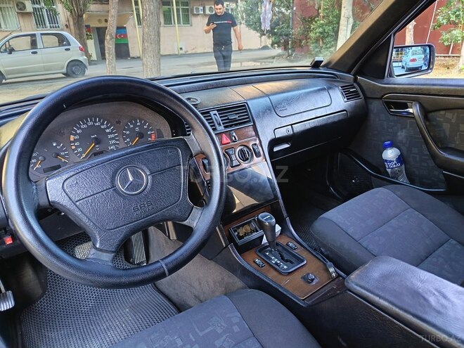 Mercedes C 180-9