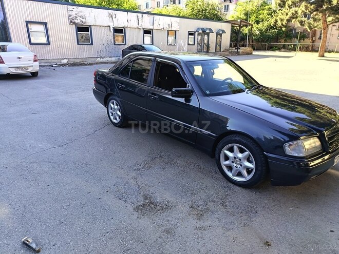 Mercedes C 180-6