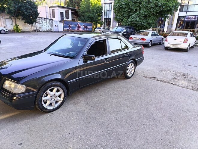 Mercedes C 180-3