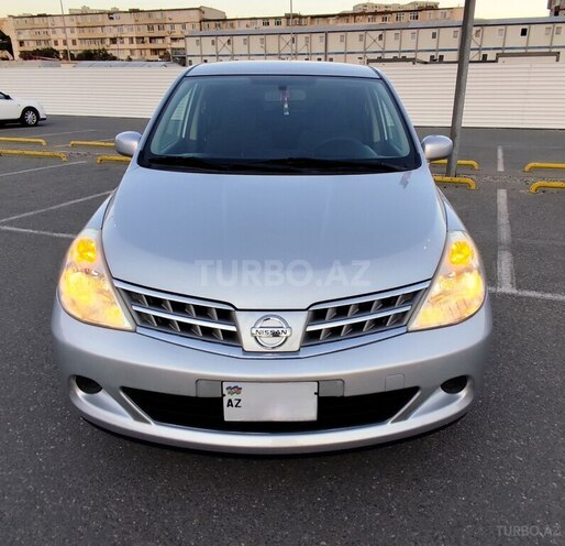 Nissan Tiida-2