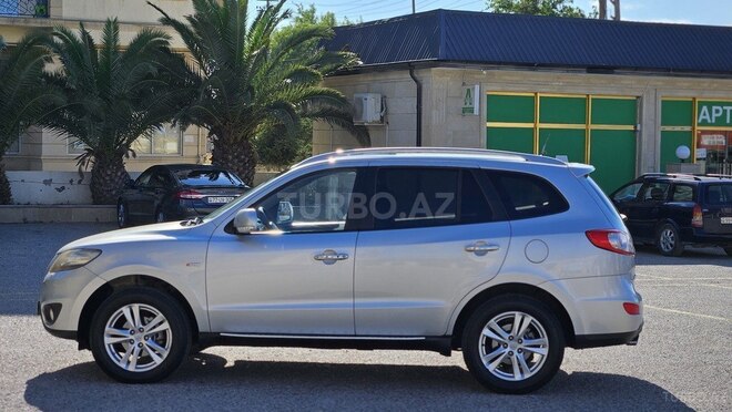 Hyundai Santa Fe-4