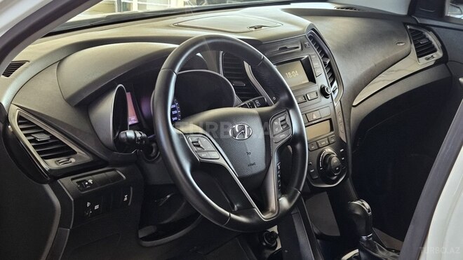 Hyundai Santa Fe-8