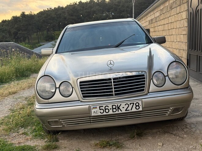 Mercedes E 200-4