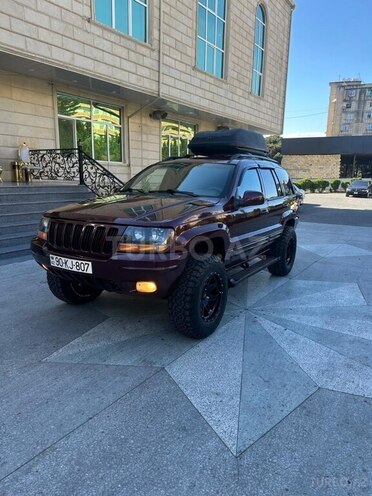 Jeep Grand Cherokee-1