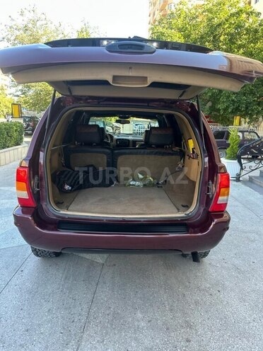 Jeep Grand Cherokee-11