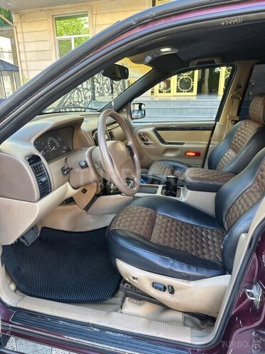 Jeep Grand Cherokee-15