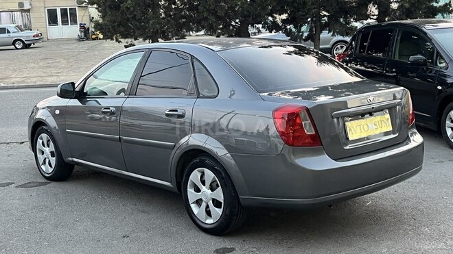 Daewoo Gentra-4