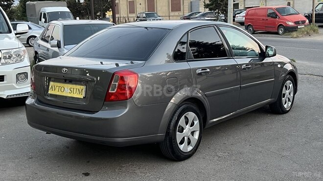 Daewoo Gentra-10