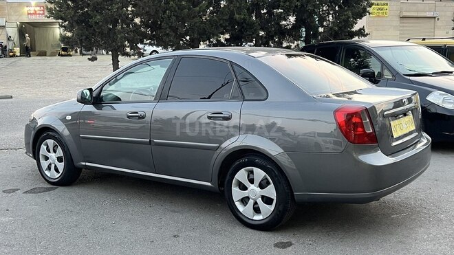 Daewoo Gentra-8