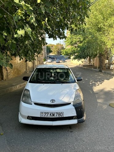 Toyota Prius-1