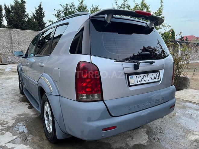 Ssang Yong Rexton-5