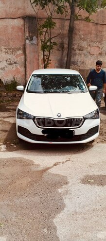 Skoda Rapid-1