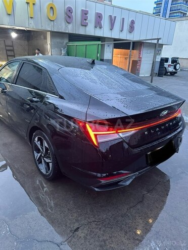 Hyundai Elantra-5