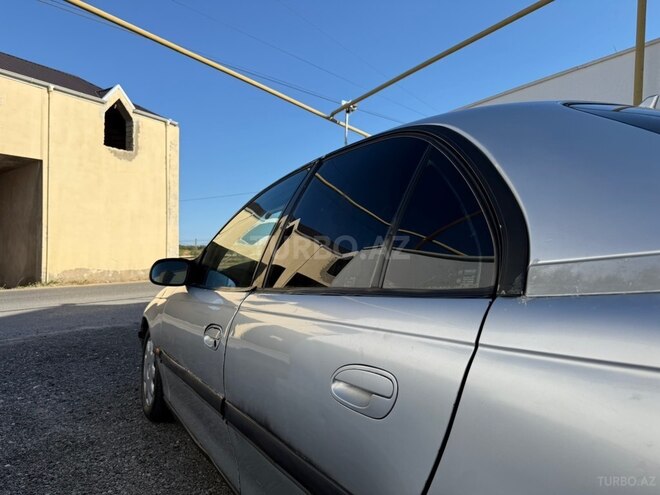 Opel Omega-5