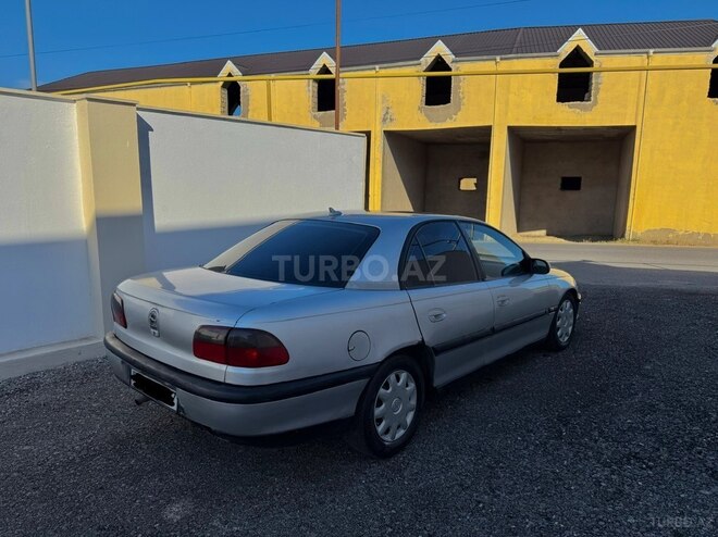 Opel Omega-3