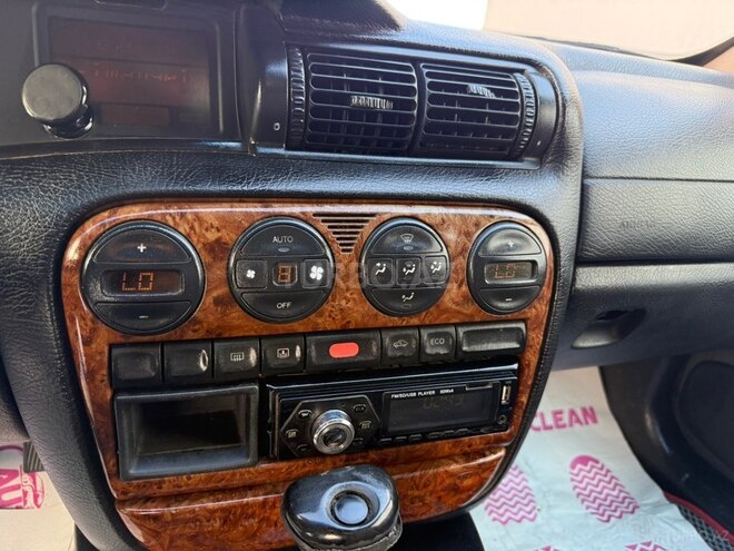 Opel Omega-14