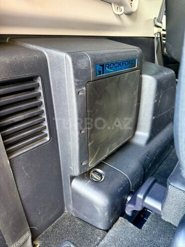 Mitsubishi Pajero-17