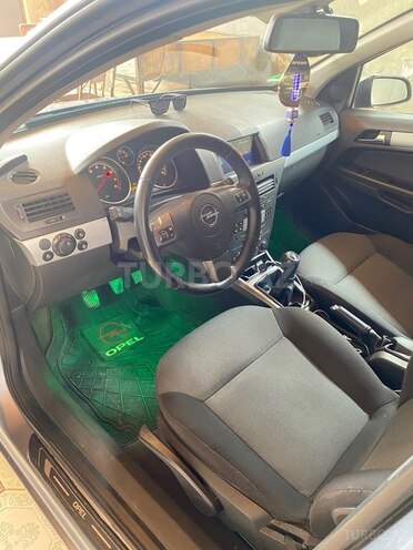 Opel Astra-8