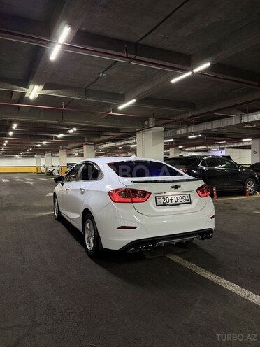 Chevrolet Cruze-8