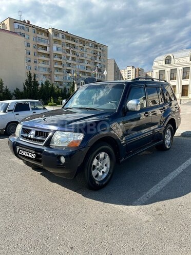Mitsubishi Pajero-1