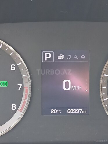 Hyundai Sonata-15