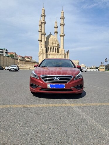 Hyundai Sonata-1