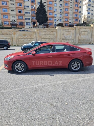 Hyundai Sonata-4