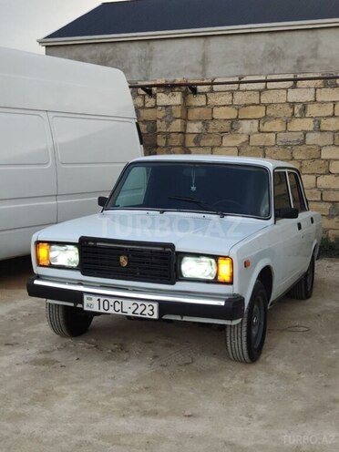 LADA (VAZ) 2107-5