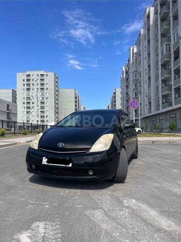 Toyota Prius-1