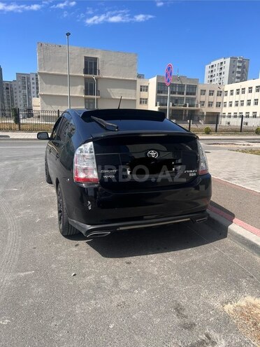 Toyota Prius-4