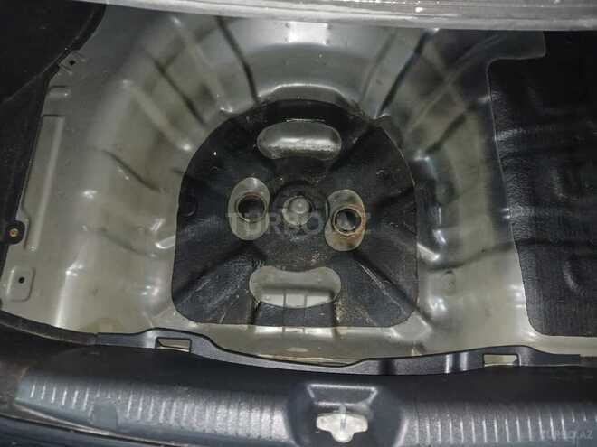 Hyundai Elantra-10