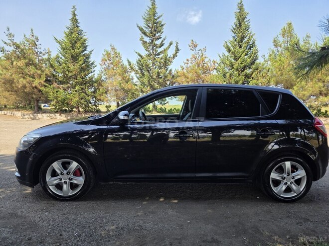 Kia Ceed-2