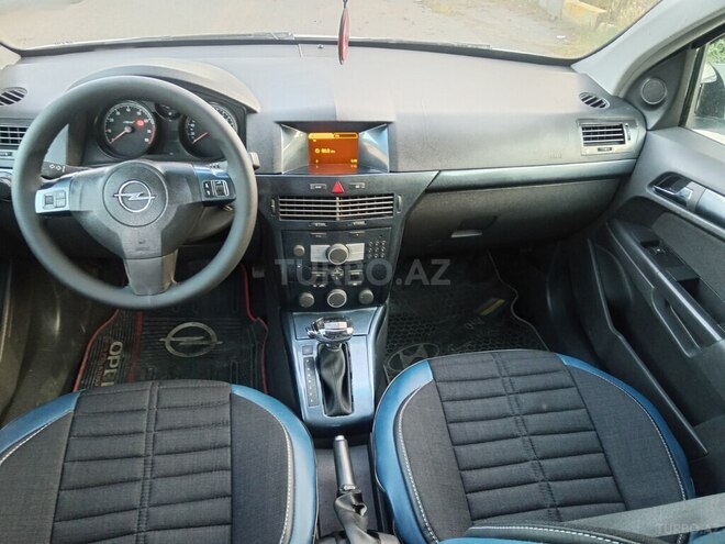 Opel Astra-2