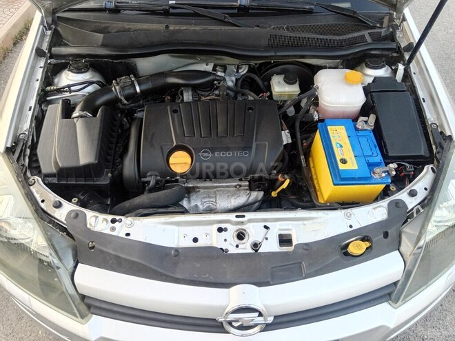 Opel Astra-11