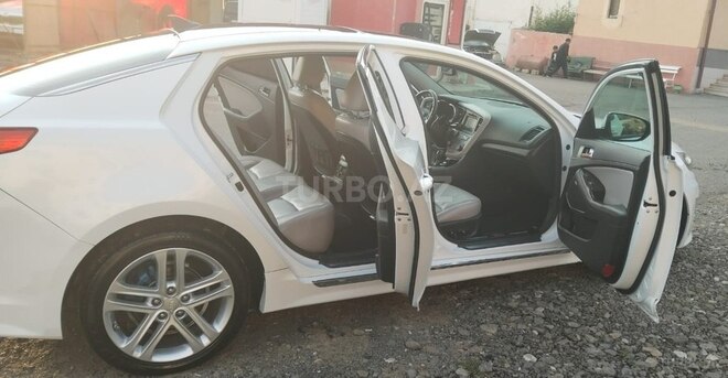 Kia Optima-6