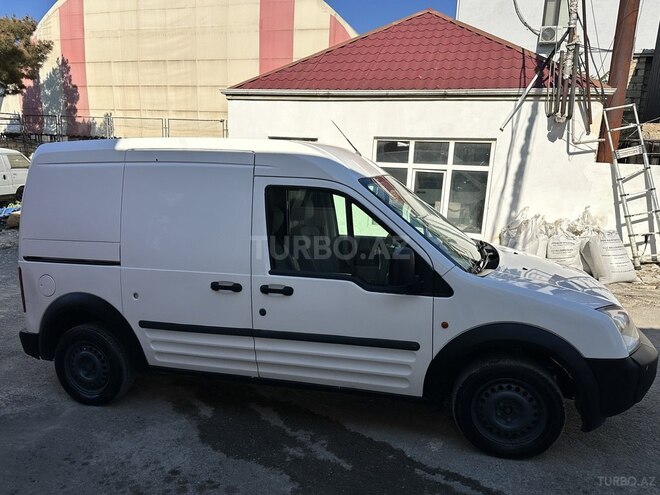 Ford Tourneo Connect-5