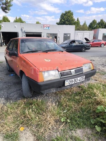 LADA (VAZ) 21099-1