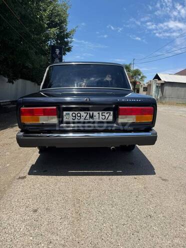 LADA (VAZ) 2107-2