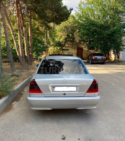 Mercedes C 180-2