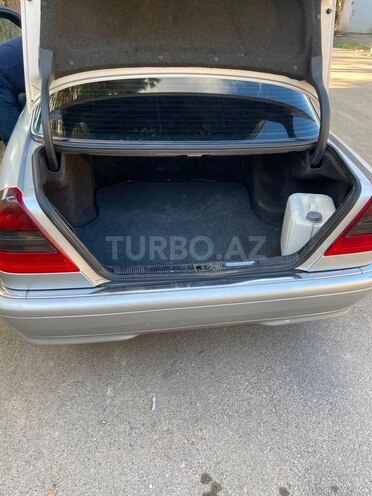 Mercedes C 180-9
