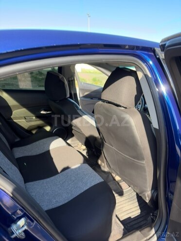 Chevrolet Cruze-9