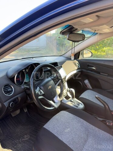 Chevrolet Cruze-8